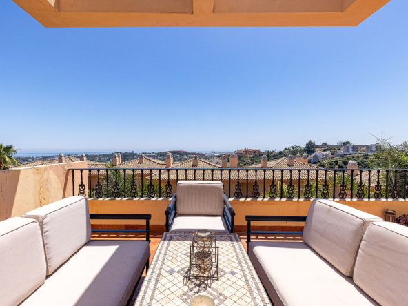 Vista Real Duplex PH 01